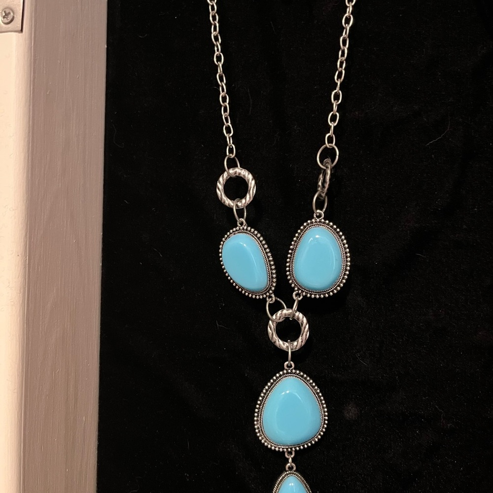 Turquoise Pendant Necklace